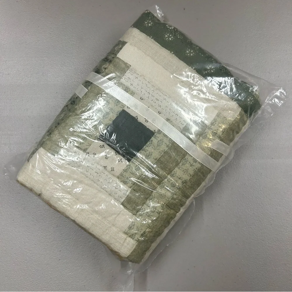 Pottery Barn Jaxson Reversible Quilted Standard Pillow Sham Cover Green NEW